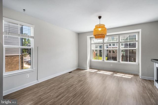 530 LEVANNA LN, Glen Burnie, MD 21060