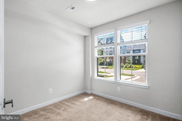530 LEVANNA LN, Glen Burnie, MD 21060
