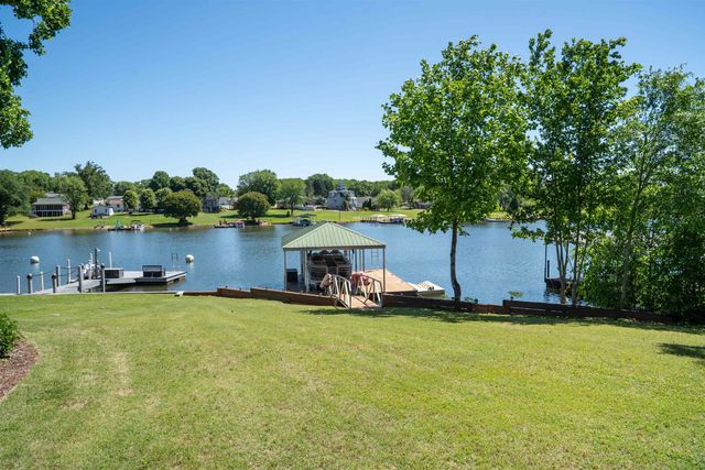 183 Lakeview Drive, Inman, SC 29349