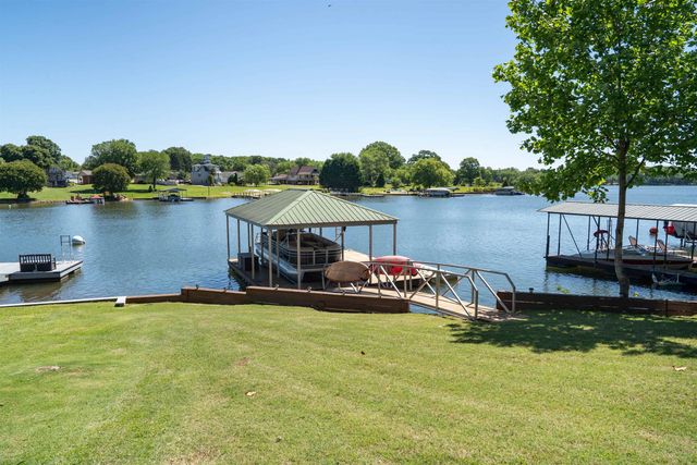 183 Lakeview Drive, Inman, SC 29349