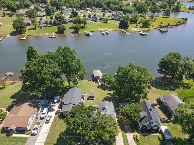 183 Lakeview Drive, Inman, SC 29349