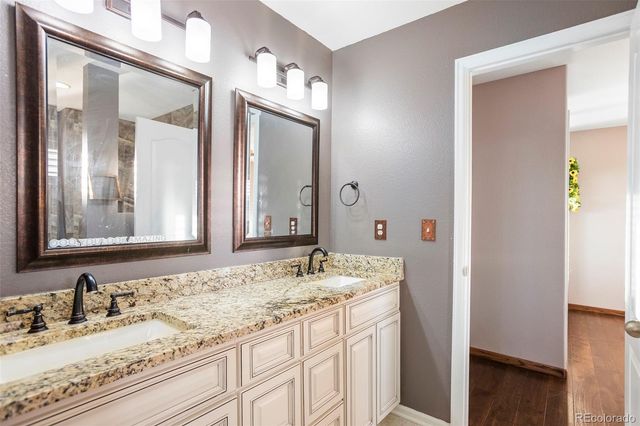 5748 S Duquesne Court, Aurora, CO 80016