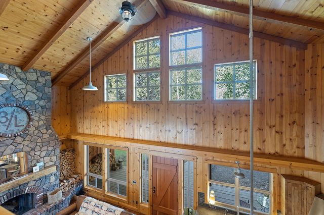 6268 W HWY 126 Highway, Redmond, OR 97756