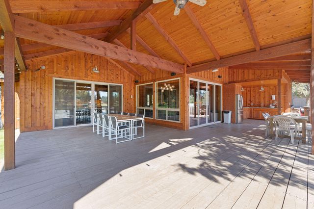 6268 W HWY 126 Highway, Redmond, OR 97756