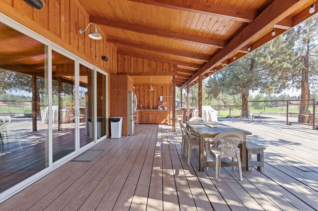 6268 W HWY 126 Highway, Redmond, OR 97756