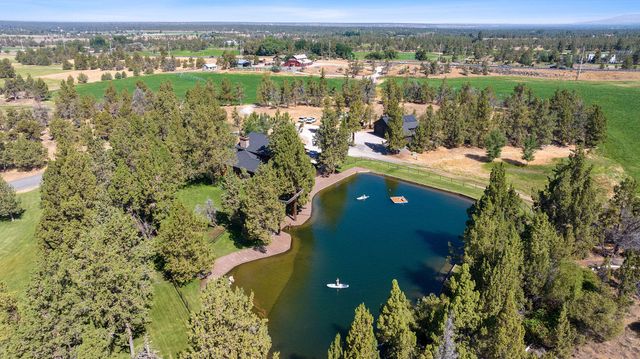 6268 W HWY 126 Highway, Redmond, OR 97756