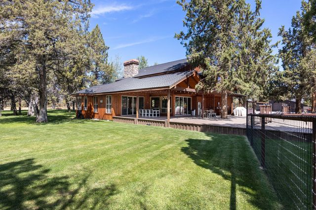 6268 W HWY 126 Highway, Redmond, OR 97756