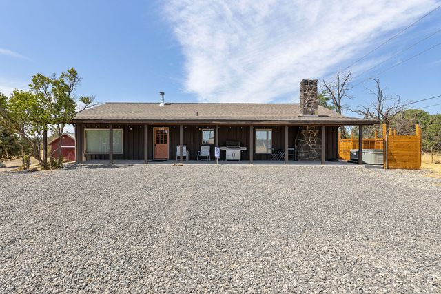 6268 W HWY 126 Highway, Redmond, OR 97756