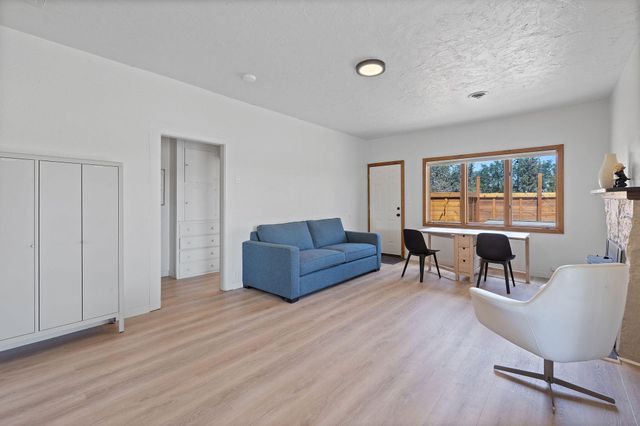 6268 W HWY 126 Highway, Redmond, OR 97756