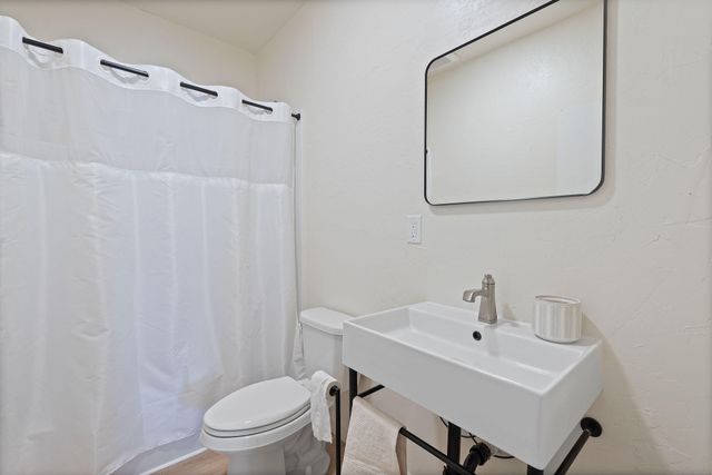 6268 W HWY 126 Highway, Redmond, OR 97756