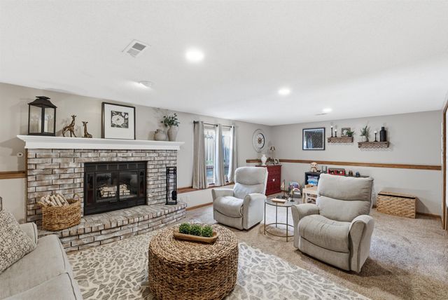 11803 W Rolling Hills Dr., Wichita, KS 67212