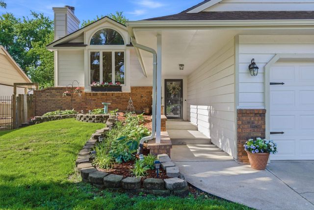 11803 W Rolling Hills Dr., Wichita, KS 67212
