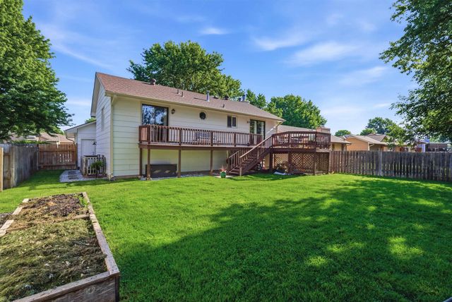 11803 W Rolling Hills Dr., Wichita, KS 67212