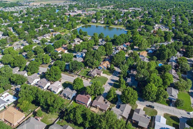 11803 W Rolling Hills Dr., Wichita, KS 67212