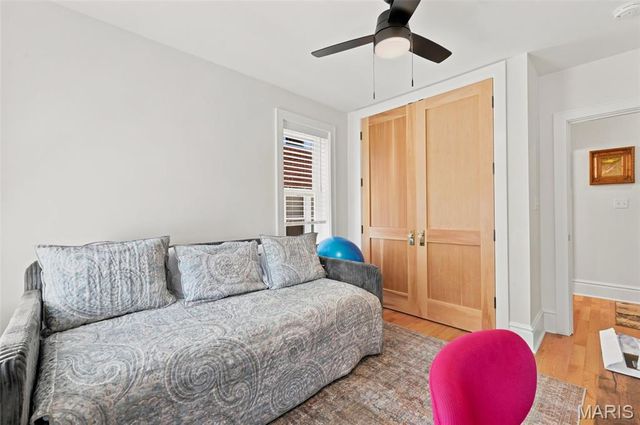 7520 Ethel Avenue 1F, St Louis, MO 63117