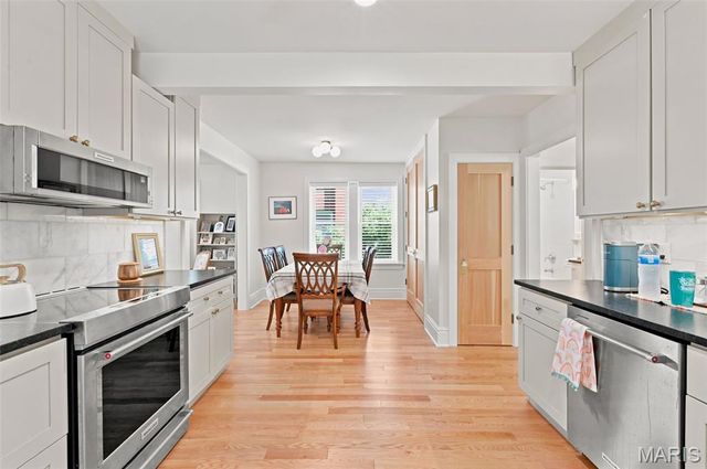 7520 Ethel Avenue 1F, St Louis, MO 63117