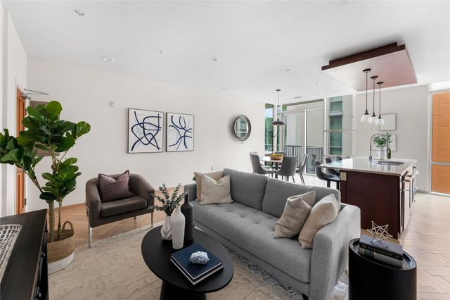 1600 Barton Springs RD 5301, Austin, TX 78704