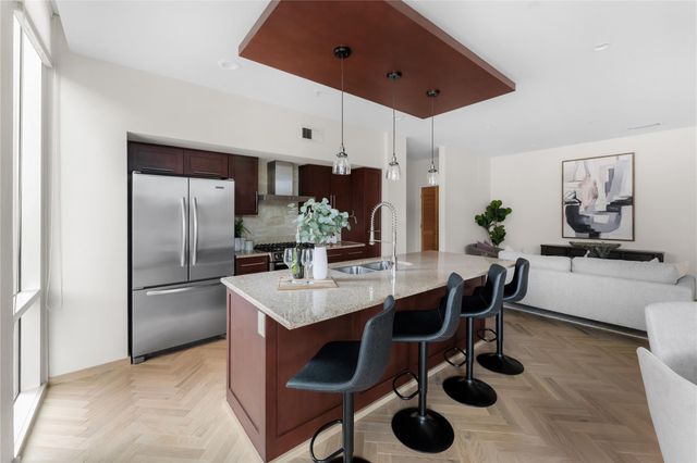 1600 Barton Springs RD 5301, Austin, TX 78704