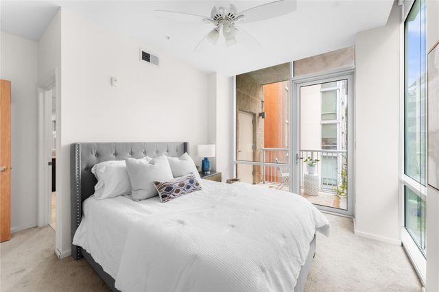 1600 Barton Springs RD 5301, Austin, TX 78704
