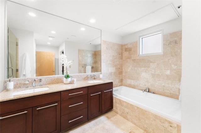 1600 Barton Springs RD 5301, Austin, TX 78704
