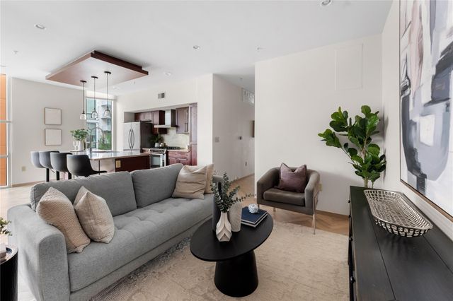 1600 Barton Springs RD 5301, Austin, TX 78704