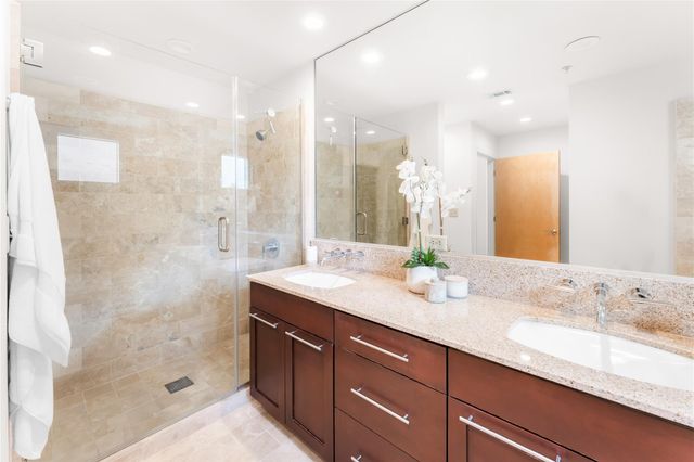 1600 Barton Springs RD 5301, Austin, TX 78704