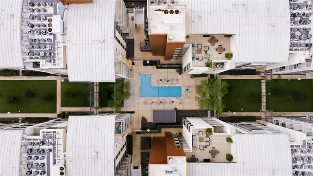 1600 Barton Springs RD 5301, Austin, TX 78704