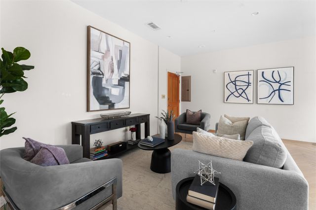 1600 Barton Springs RD 5301, Austin, TX 78704