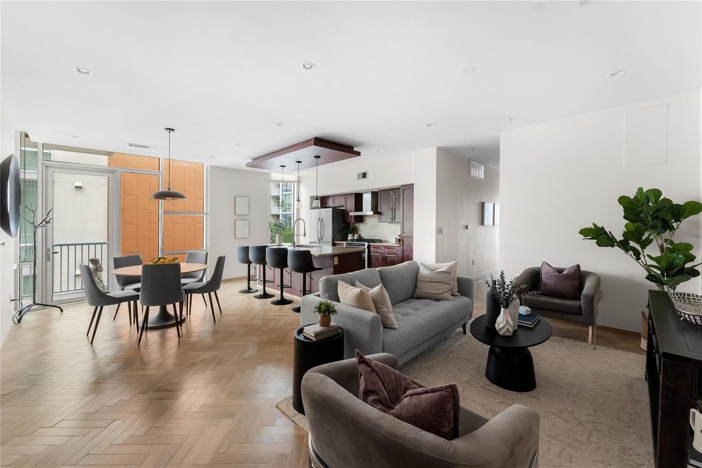 1600 Barton Springs RD 5301, Austin, TX 78704