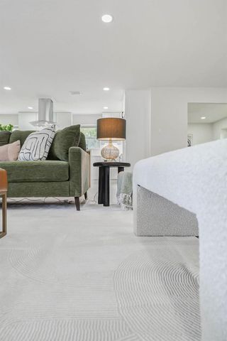 9923 Emnora Lane, Houston, TX 77080