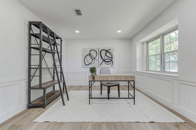 9923 Emnora Lane, Houston, TX 77080