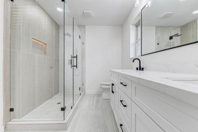 9923 Emnora Lane, Houston, TX 77080