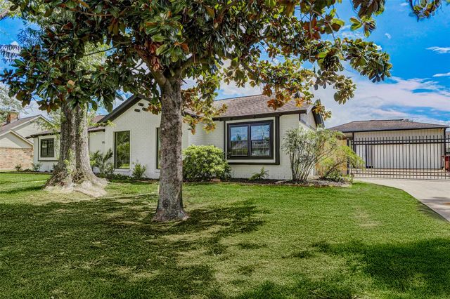 9923 Emnora Lane, Houston, TX 77080