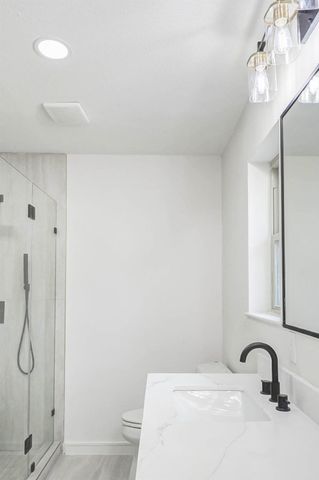 9923 Emnora Lane, Houston, TX 77080