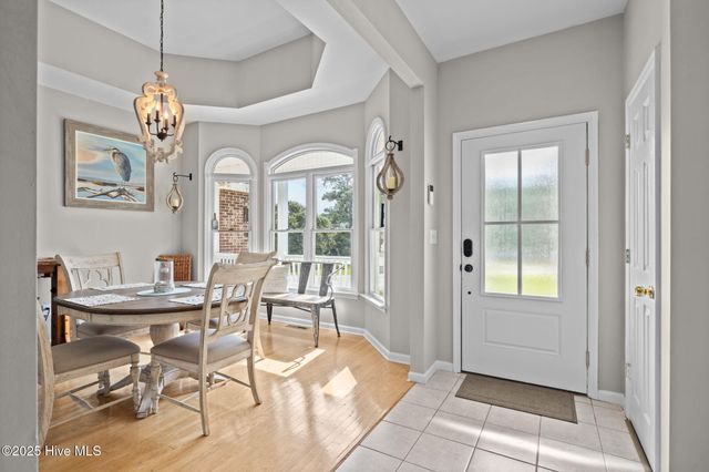 413 Pelican Harbor Road, Beaufort, NC 28516