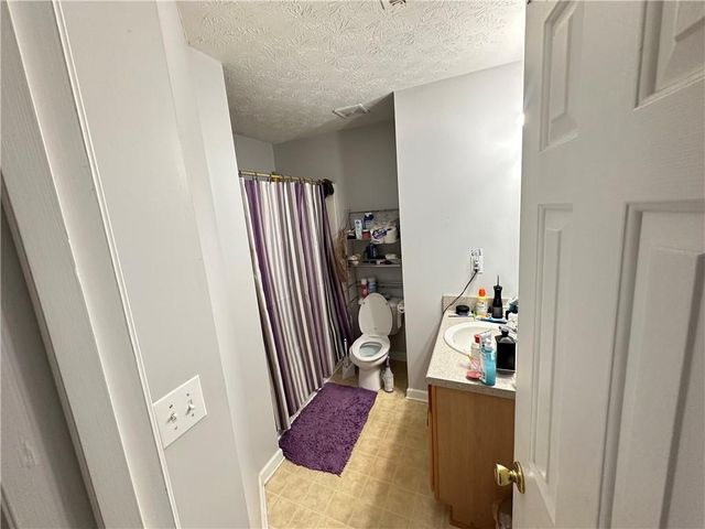 73 TIMBER MIST Lane, Lawrenceville, GA 30045