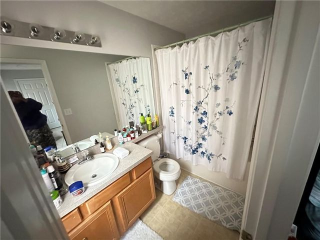 73 TIMBER MIST Lane, Lawrenceville, GA 30045
