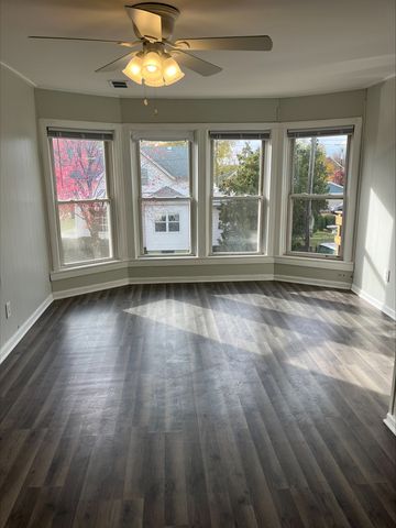 702 E Joliet Street, Ottawa, IL 61350