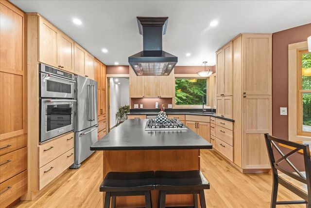 14 Beechwood Lane, Jericho, VT 05465