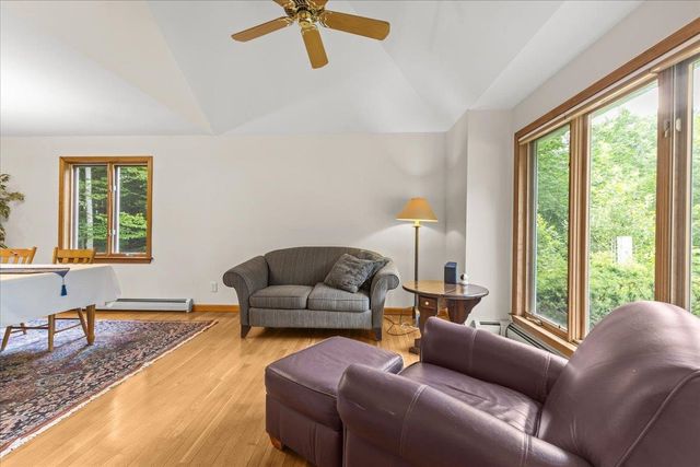 14 Beechwood Lane, Jericho, VT 05465