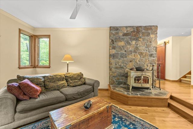 14 Beechwood Lane, Jericho, VT 05465