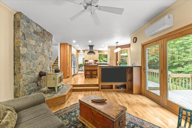 14 Beechwood Lane, Jericho, VT 05465
