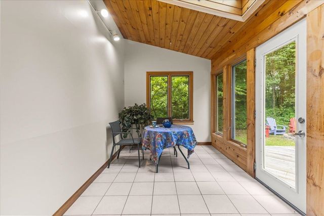 14 Beechwood Lane, Jericho, VT 05465