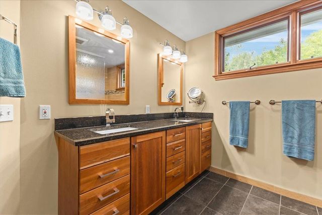 14 Beechwood Lane, Jericho, VT 05465