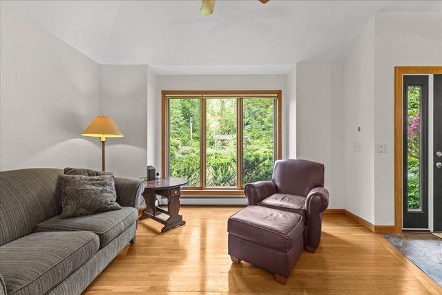14 Beechwood Lane, Jericho, VT 05465