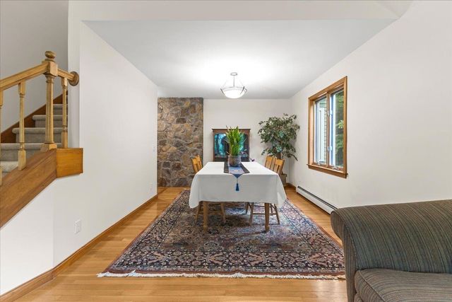 14 Beechwood Lane, Jericho, VT 05465