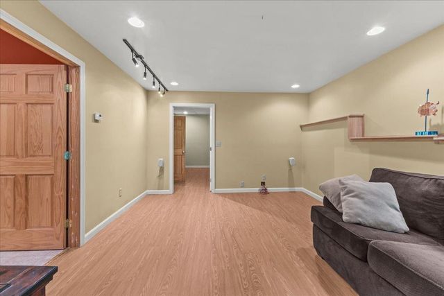 14 Beechwood Lane, Jericho, VT 05465