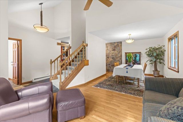 14 Beechwood Lane, Jericho, VT 05465