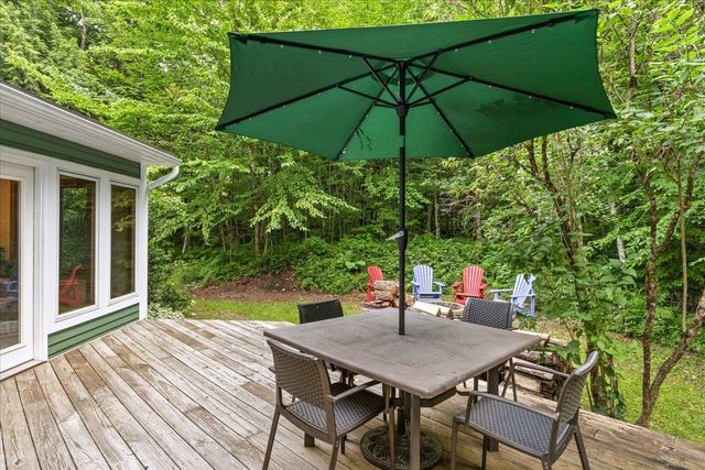 14 Beechwood Lane, Jericho, VT 05465