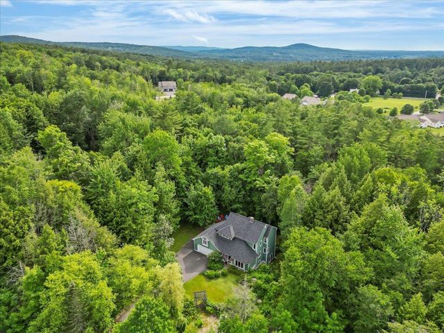 14 Beechwood Lane, Jericho, VT 05465